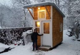 With the Cost of an iPhone, He Built a Tiny 89-Square-Foot House Wait Until You See Inside!